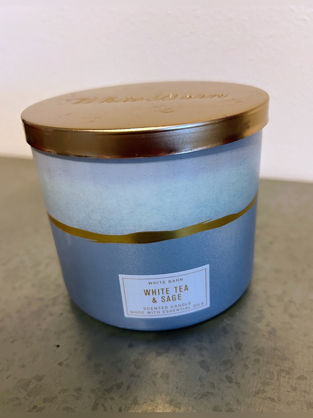 White Barn Bath and Body Works White Tea & Sage Scented Candle - Blue